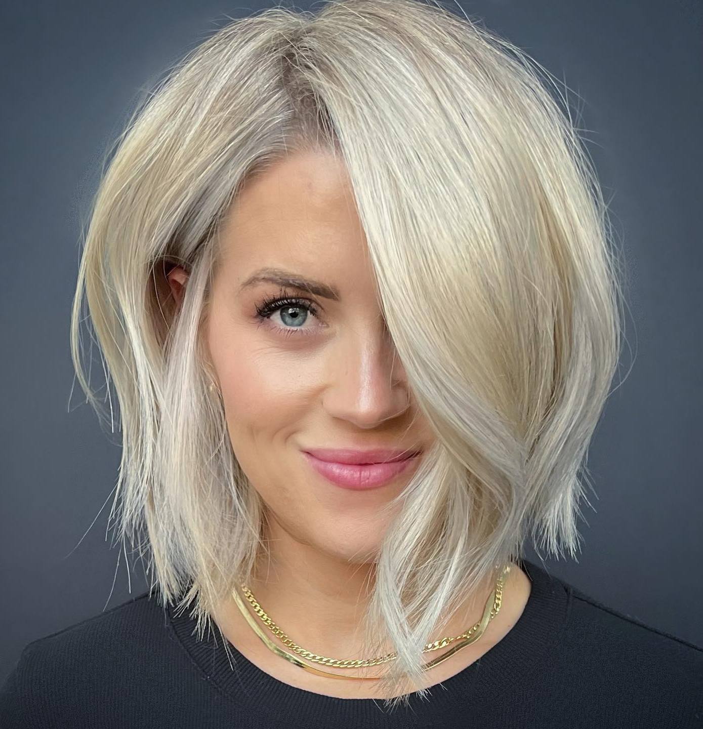 Textured Medium Peek-a-Boo Bob