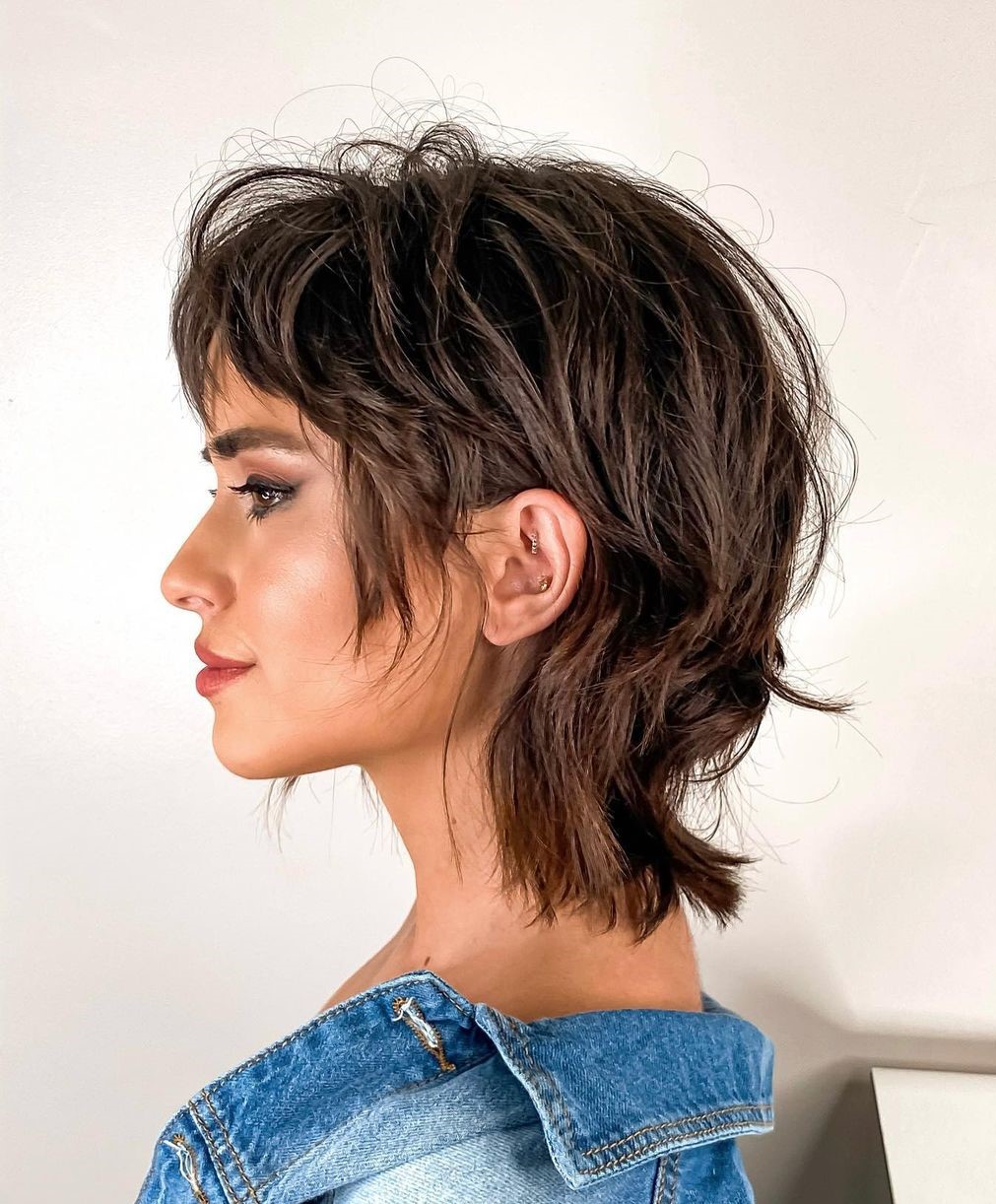 Elongated Messy Mullet Cut