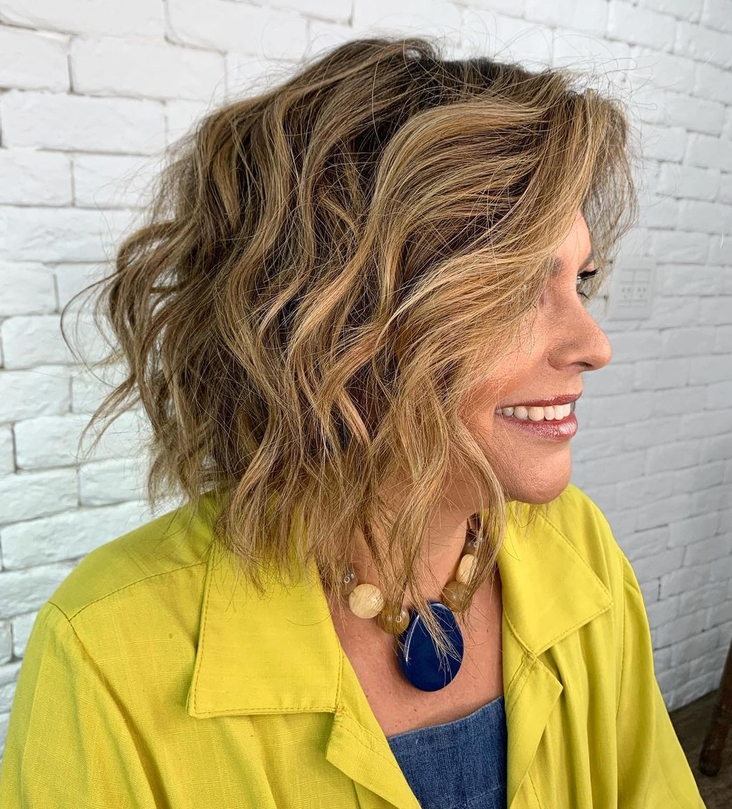 Age-Defying Honey Bronde Lob